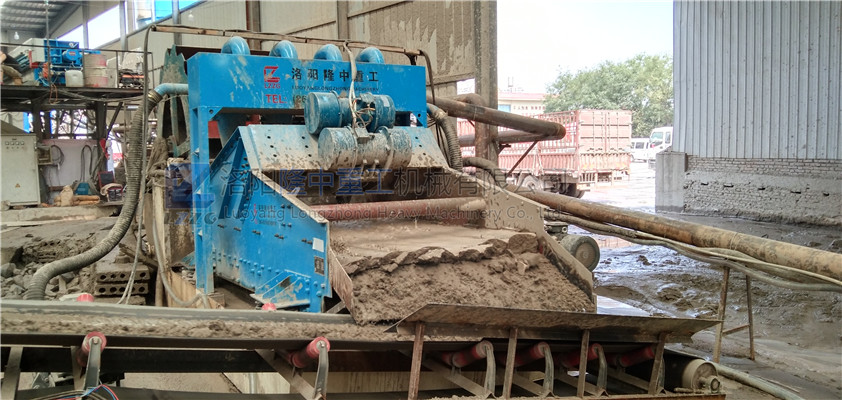 新型細沙回收機多少錢,比較專業的廠家是哪家